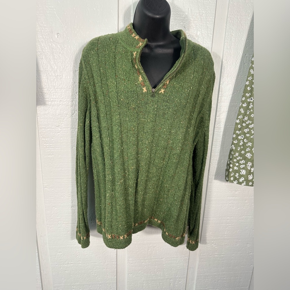 Woolrich Vintage Womens Green Sweater Size Medium EUC